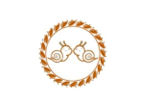 蜗牛霜两只蜗牛